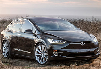 Tesla Model X från 2016-