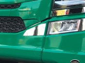 Detalj för montering bredvid dimljusen i Rostfritt stål till Scania R/S-serien från 2017-