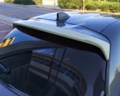 Takvinge V1 till Mazda 2 från 2022- | Sportig design för baklucka