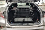 Hundbur Toyota C-HR från 2016-2023