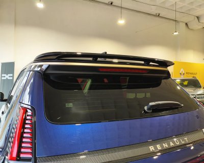 Takvinge V1 till Renault 5 E-Tech från 2024- | Sportig design för baklucka