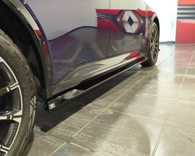 Sidokjolar V1 till Renault 5 E-Tech från 2024- | Gloss Black styling
