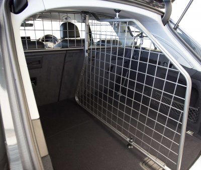 Avdelare för lastgaller Audi A4 från 2016-