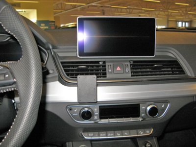 Mobilhållare Audi Q5 från 2017-2024