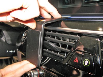 Mobilhållare till BMW 5-serie från 2017-2024