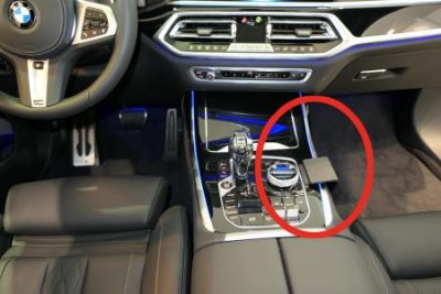Mobilhållare BMW X7 från 2019-2023