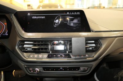 Mobilhållare BMW 1-serie från 2020-2024