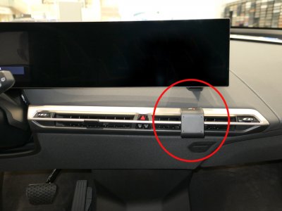 Mobilhållare BMW iX från 2022-