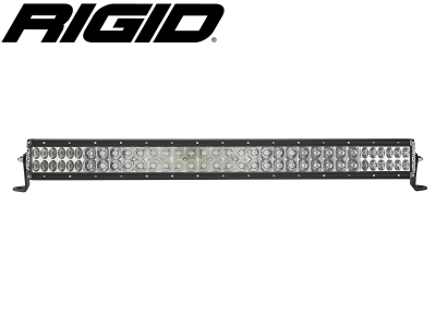 Infälld RIGID LED-ramp i frontluckan till Scania R/S C20 från 2017-