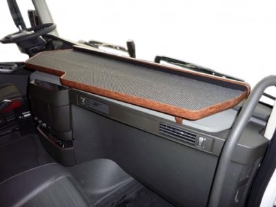 Stort bord XXL till Volvo FH Version 4 från 2013-2020