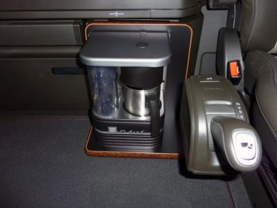 Bord för kaffekokare/kaffemaskin till Volvo FH Version 4/5 från 2013-