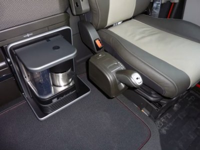 Bord för kaffekokare/kaffemaskin till Volvo FH Version 4/5 från 2013-