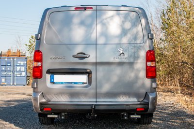 Backkamera med bromsljus till Peugeot Expert från 2016-