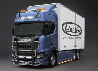 Frontskydd i ABS-plast till Scania C20