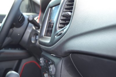 obilhållare Jeep Compass 2017-2021