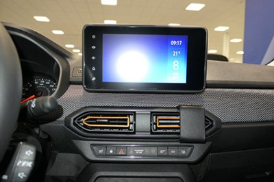 Mobilhållare Dacia Sandero från 2021- och framåt