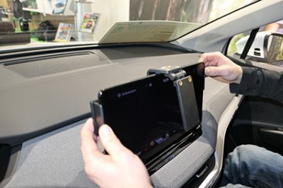 Mobilhållare Skoda Octavia från 2021-