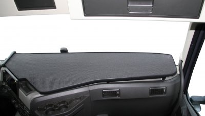 Stort lastbilsbord FM 5 (Volvo) från 2021-