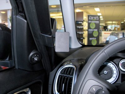 Mobilhållare Fiat 500L från 2012-