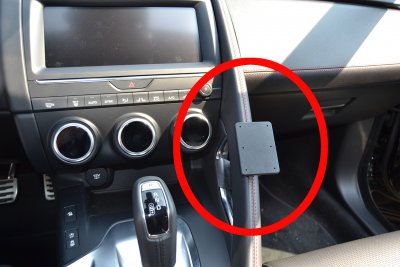 Mobilhållare Jaguar E-Pace från 2018- och nyare