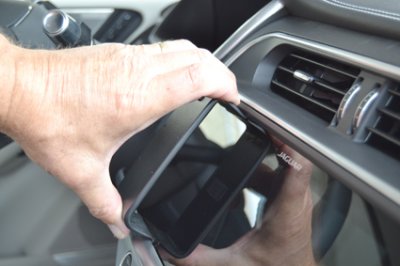Mobilhållare Jaguar I-Pace från årsmodell 2019-