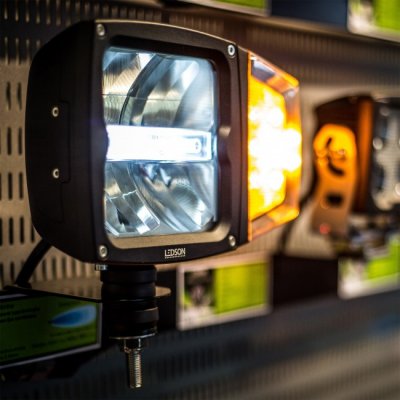 LEDSON Plogljus i LED med hel-, halv-, positionsljus & blinkers | 80W | Glas med uppvärmning!