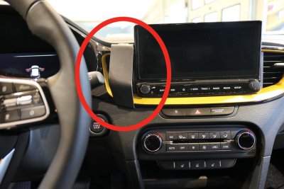 Mobilhållare Kia Ceed från år 2019-