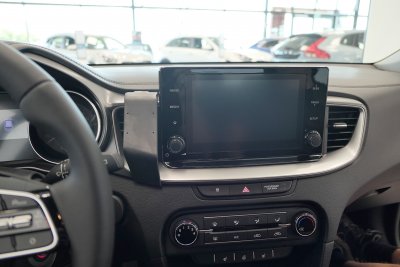 Mobilhållare Kia XCeed 2019-