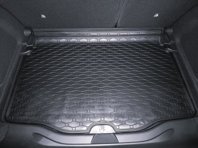 Bagagerumsmatta Fiat 600 från 2023-