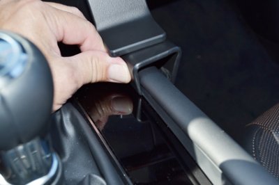 Mobilhållare Mazda 3 från årsmodell 2019-