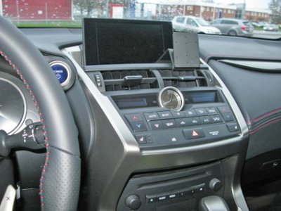 Mobilhållare Lexus NX 2015-2021