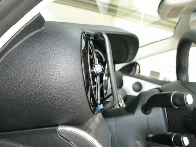 obilhållare Mercedes E klass från årsmodell 2016-2023