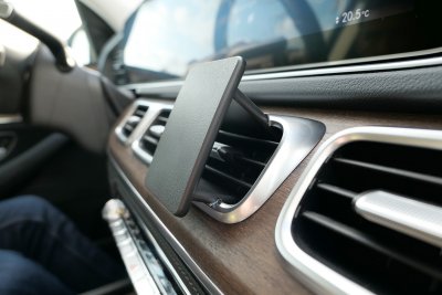 Mobilhållare Mercedes GLS från år 2020-