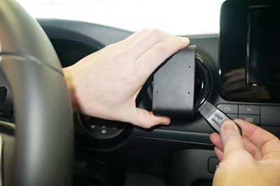Mobilhållare Mercedes T klass från årsmodell 2022-