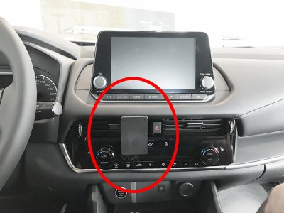 Mobilhållare Nissan Qashqai från 2021-