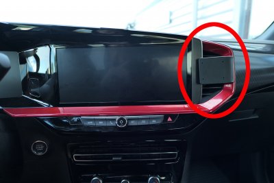 Mobilhållare Opel Mokka från 2021-