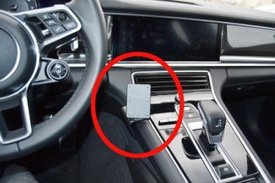 Mobilhållare Porsche Panamera från 2017-