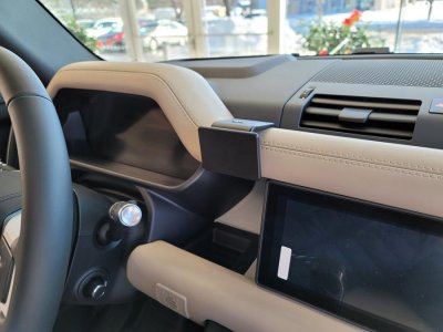 Mobilhållare Land Rover Defender från 2020- och framåt