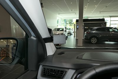 Mobilhållare till Renault Express 2021-