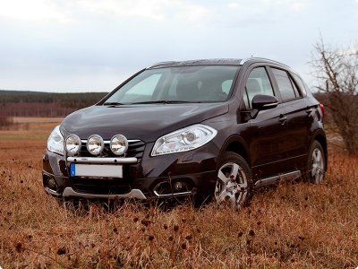 Extraljusfäste i Aluminium för till Suzuki SX4 S-Cross 2014-
