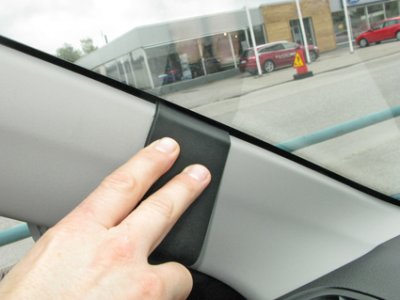 Mobilhållare Suzuki Vitara 2015-
