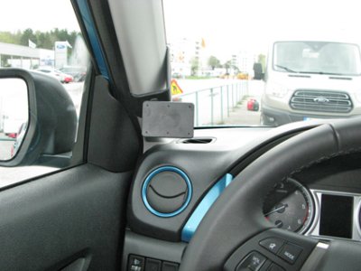 Mobilhållare till Suzuki Vitara från 2015-
