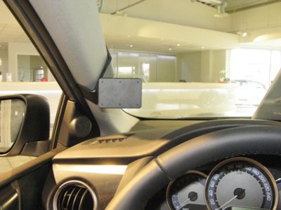Mobilhållare Toyota Auris från årsmodell 2016-2019
