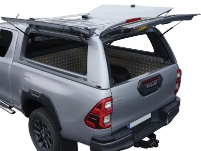 Flakkåpa Alpha CMX till Toyota Hilux (X-Cab) från 2021-