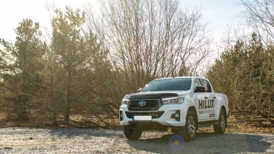Huvskydd Toyota Hilux från 2016-2020