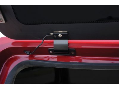 Flakkåpa Alpha GSX till Toyota Hilux från 2016-2021
