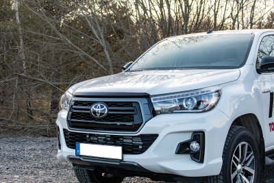 Transparenta stenskottsskydd Toyota Hilux 2016-2020