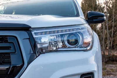 Transparenta stenskottsskydd Hilux (Toyota) 2016-2020