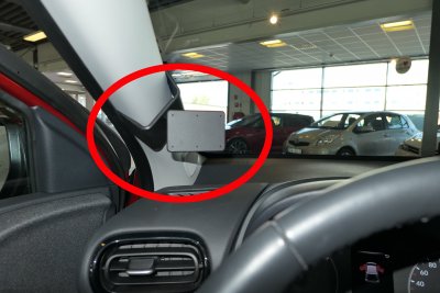 Mobilhållare Toyota Yaris från 2020-