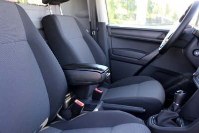 Armstöd i läderimitation till Volkswagen Caddy från 2004-2020